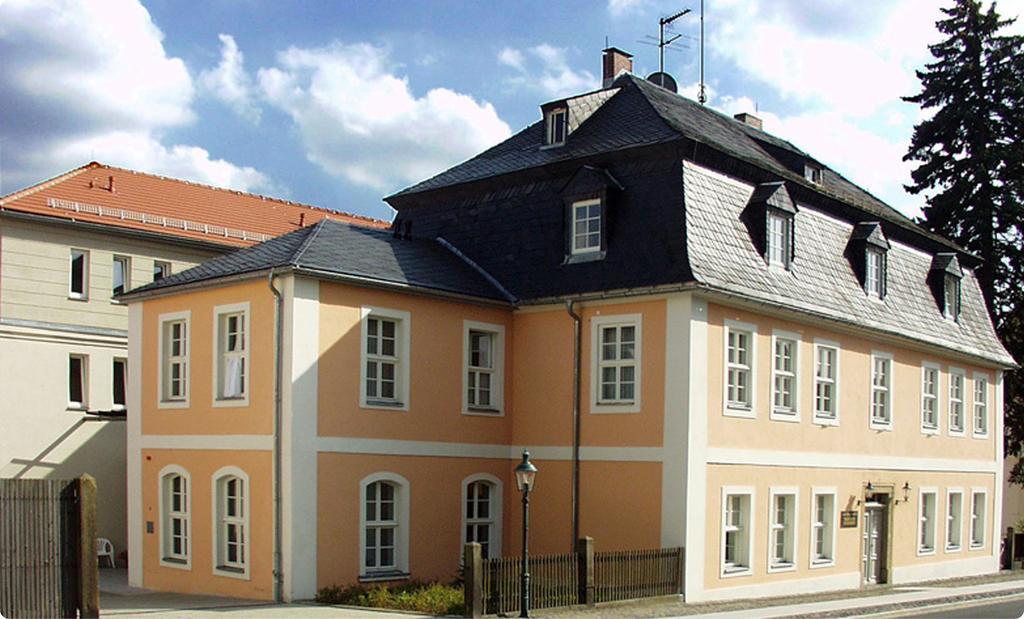 Herrnhut Komensky Gaeste- Und Tagungshaus מראה חיצוני תמונה