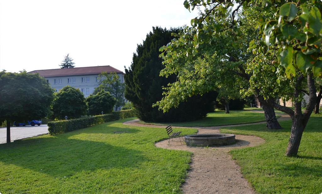 Herrnhut Komensky Gaeste- Und Tagungshaus מראה חיצוני תמונה